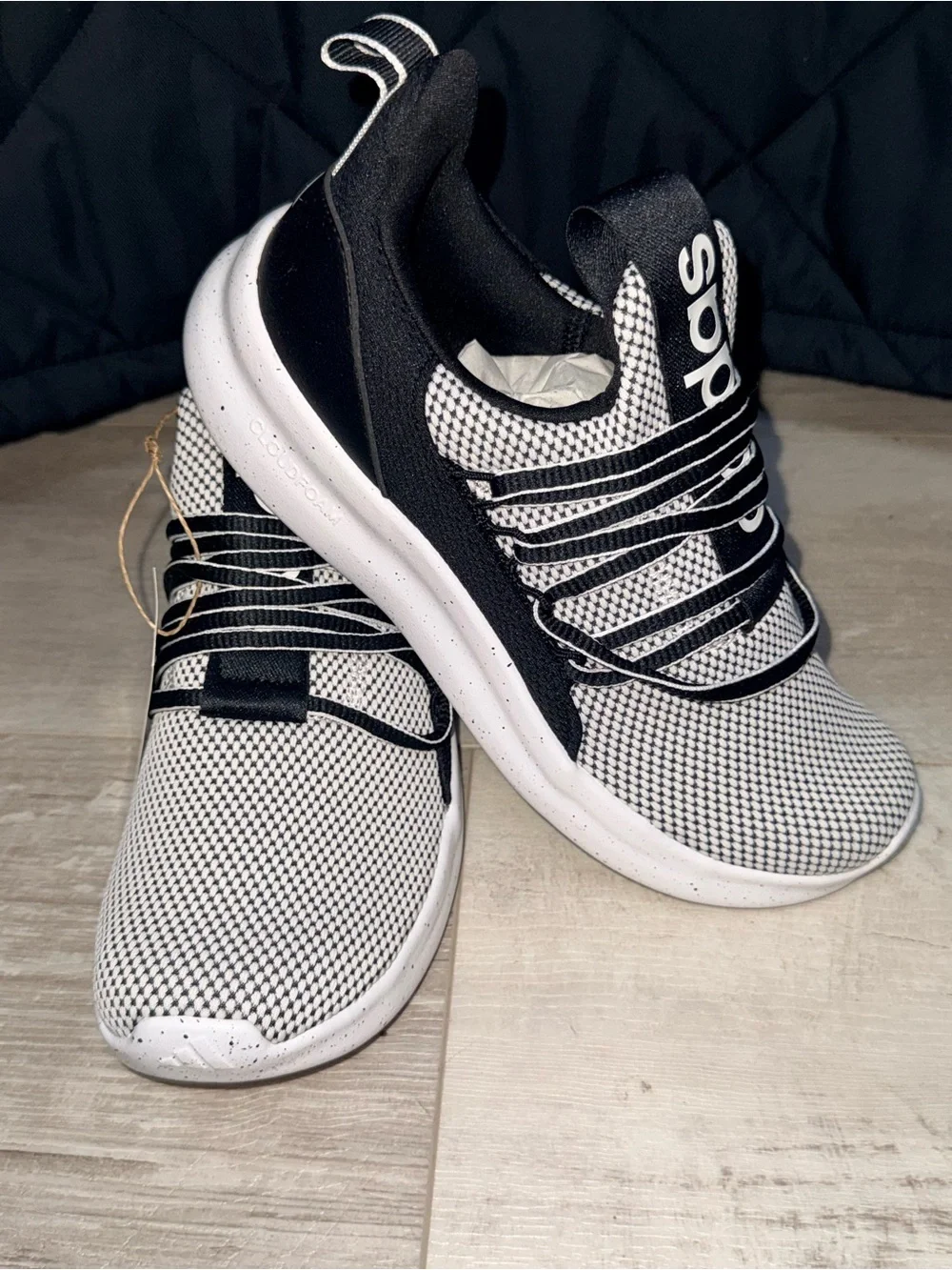 Adidas Lite Racer Adapt 7.0 Kids Size 4 Black White Cloudfoam NWT